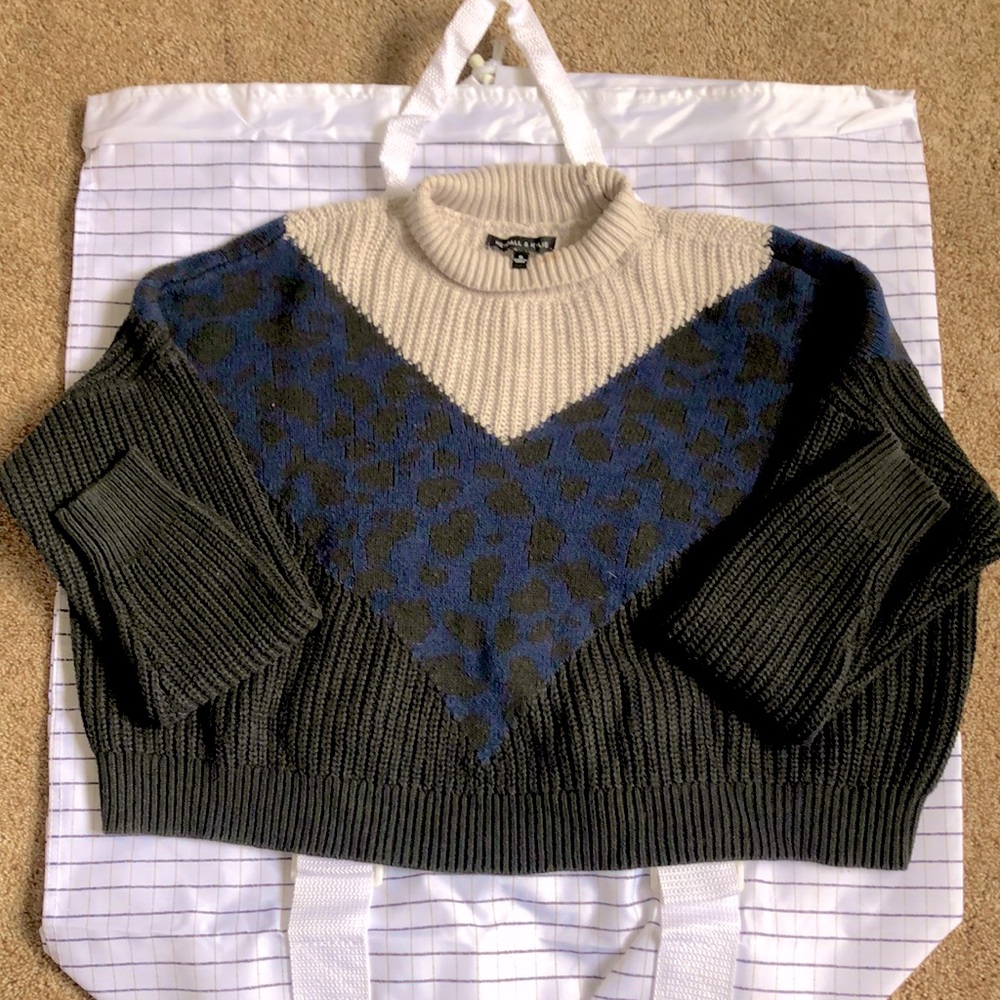 Cropped mock neck sweater
